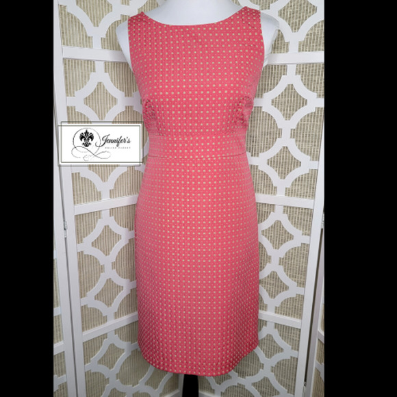 Ann Taylor Dresses & Skirts - Ann Taylor Coral and Tan Scoop Neck Sleeveless Sheath Dress